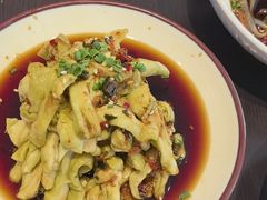 -川流不息·地道川菜·小龙虾(松东路店)