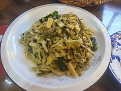 -缘来聚·徽菜名店(黄山宏村店)
