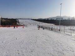 -华彬猛犸滑雪场