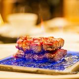 品尝黑珍珠餐厅 打卡最美圣诞糖果屋