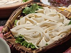 鲜宽面-盡膳口福跷脚牛肉火锅(国贸商城店)