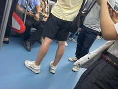 -新百广场(地铁站)