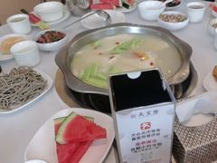 -天宜隆蘑菇宴火锅(石景山旗舰店)
