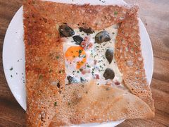 鸡蛋蘑菇熏肉荞麦可丽饼-RAC BAR(安福路店)