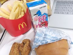 -麦当劳(宝山大厦店)