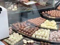 -Laderach 莱德拉(上海环贸iapm店)