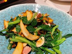 牛肝菌菜心-沿途四季·云南菜(建外大街店)