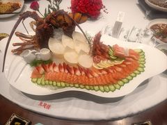 -鱼翅楼·津派砂锅鱼翅(水上公园店)