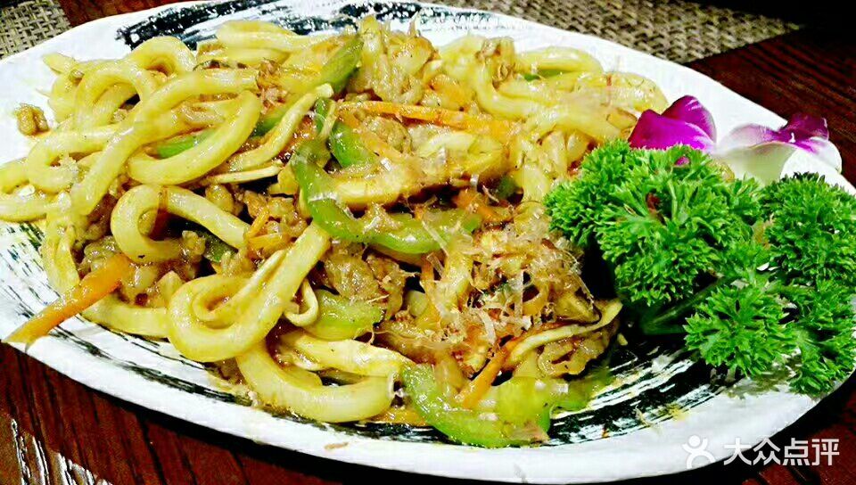 本格牛道炭火焼肉炒乌冬图片 - 第1张