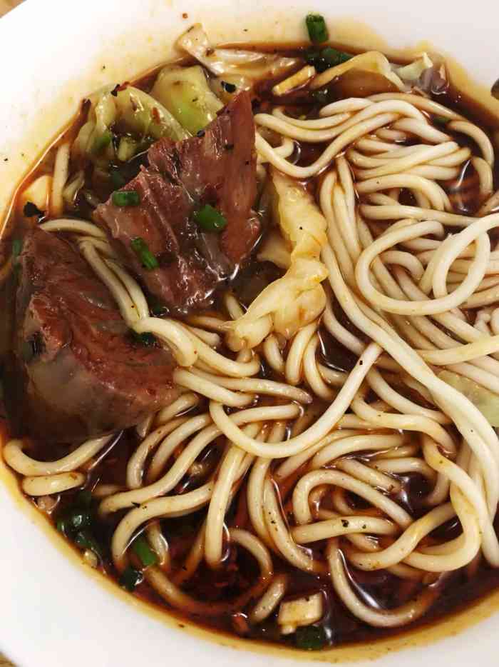 大碗公牛肉面(月塘店)-"好吃 面q牛肉大块软嫩入味会常来吃的店.