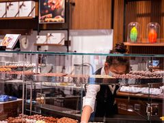 -Laderach 莱德拉(上海环贸iapm店)