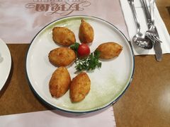 -玫瑰园西餐厅(新华大厦店)