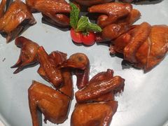 招牌乳鸽-千百味红餐厅·江西菜(绿地双子塔店)