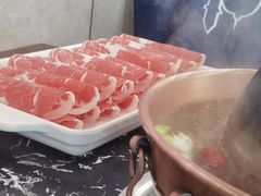 -楼外楼大刀肉传统火锅居(繁荣路店)