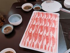 -鲜入唯煮·港式海鲜牛肉火锅(金宝街店)