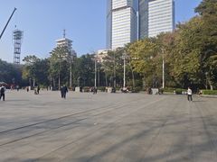-英雄广场