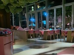 -水桶王国主题餐厅·聚会·生日派对·亲子活动·家庭套餐(亚龙湾希尔顿店)