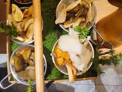 -一朵菌·野生菌探索家火锅(南亚店)
