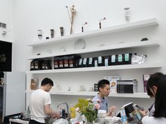 -UNI UNI(环亚凯瑟琳店)