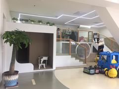 -小小王国亲子游泳(富民中心)