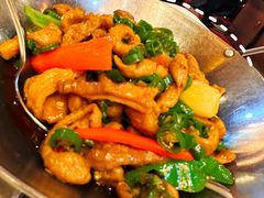 干锅香辣肥肠-翠清酒家(万丰路店)