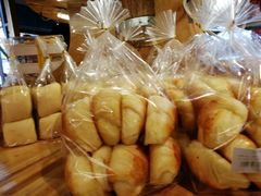 -昆明冠生园·蛋糕·面包(南强街店)