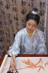 -汉仪华裳汉服馆(打浦桥店)