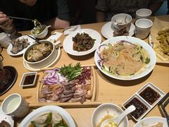 -关东小磨东北菜(上海长风大悦城店)