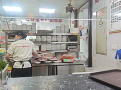 -小龙坎火锅(湖滨银泰in77店)