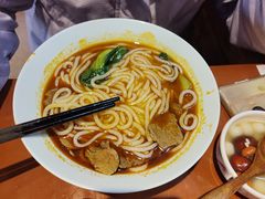 -秤砣砣·湖南粉面馆(青年路店)