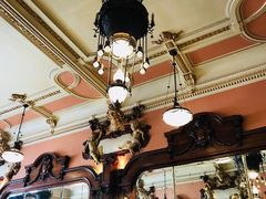-Majestic Café
