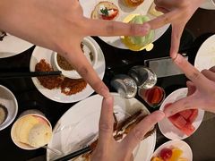 -大中华希尔顿酒店-念自助餐·嗨啤·小龙虾