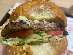 -The Habit Burger Grill 哈比特汉堡(爱琴海店)
