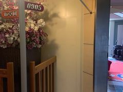 -喜鹊愉家酒店(郑州曼哈顿博览中心地铁站店)