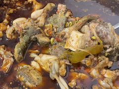 -金海椒罐罐鲢鱼(东方桂苑店)