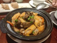-广州中心皇冠假日酒店·百粤楼
