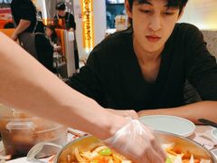 -黄记煌三汁焖锅(新佳丽江汉路店)