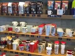 零售区-星巴克臻选(福州仓山万达店)