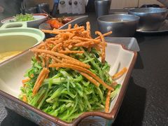 热拌馓子豆苗-锦荟JINHUI·浙江小馆(上海荟聚店)