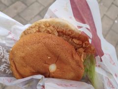 -肯德基(盘龙奥莱店)