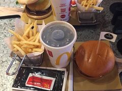 -麦当劳(新王府井店)