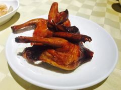 招牌烤乳鸽-石岐佬中山菜馆(张溪店)