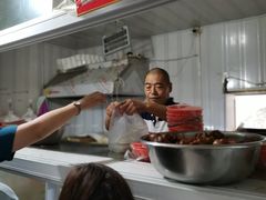 -咱家王新国把子肉(县东巷店)