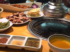 -唯成•韩国炭火烤肉 유성고기