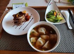 -西安月来轩月子中心(阳光天地店)