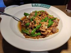 -费大厨辣椒炒肉(万家丽一店)