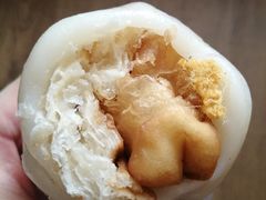 咸蛋黄肉松-上海虹口糕团食品厂(茂名路店)