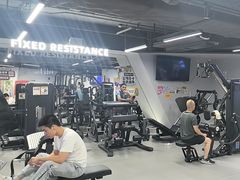 -超鹿运动(达信大厦店)
