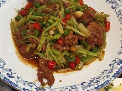 杭椒小炒肉-老头儿油爆虾·知味杭州(爱琴海购物中心)
