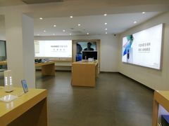 -华为授权体验店(万航渡路)